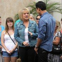 2011 (Television) - Celebrities at The Grove to film an appearance for news programme 'Extra' | Picture 88907